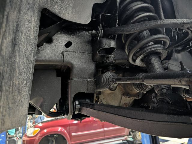 2013 Chevrolet Avalanche Z71 Off-Road Black Diamond - 22950734 - 29