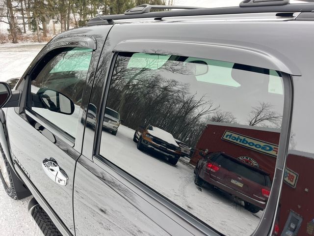 2013 Chevrolet Avalanche Z71 Off-Road Black Diamond - 22950734 - 35