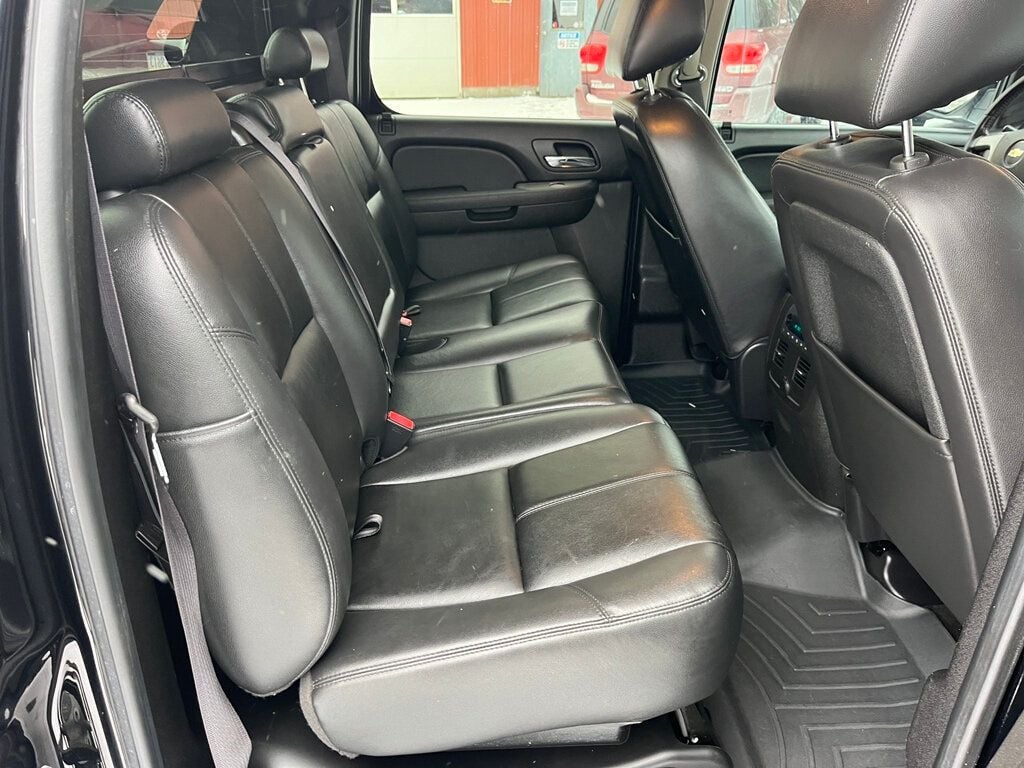 2013 Chevrolet Avalanche Z71 Off-Road Black Diamond - 22950734 - 47