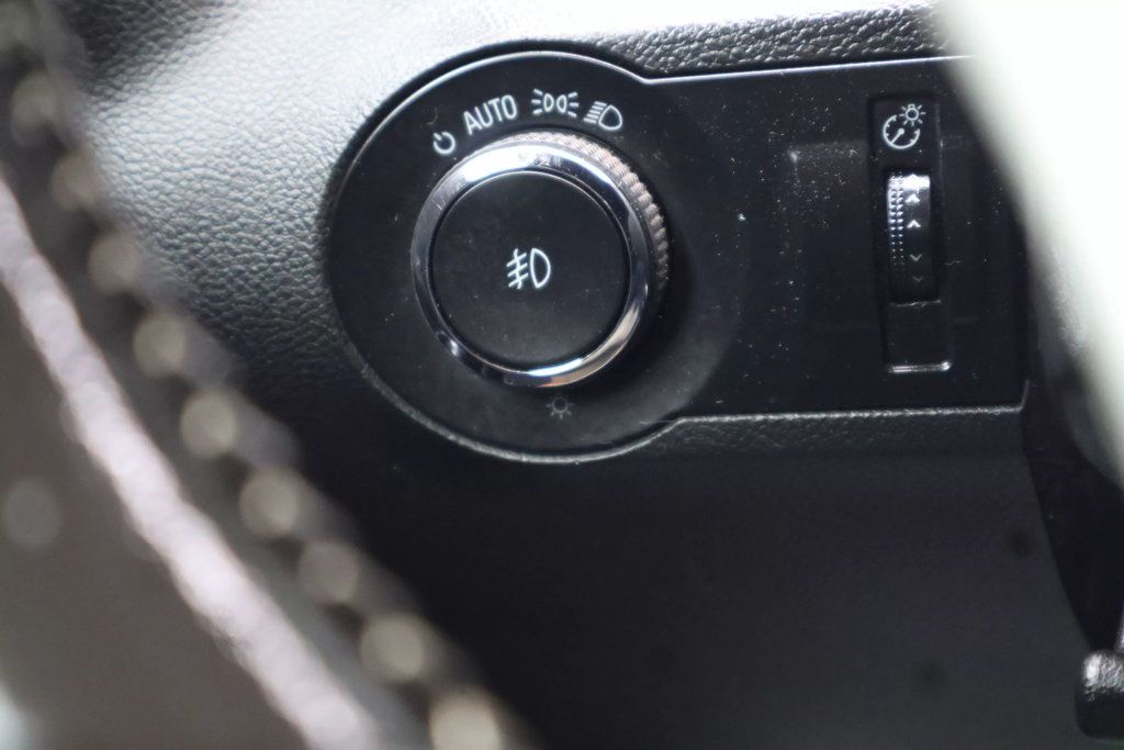 2013 Chevrolet Camaro 1 SS, BLACKOUT WHEELS, BLUETOOTH, TOUCHSCREEN, BACKUP CAMERA!!!! - 22836316 - 32