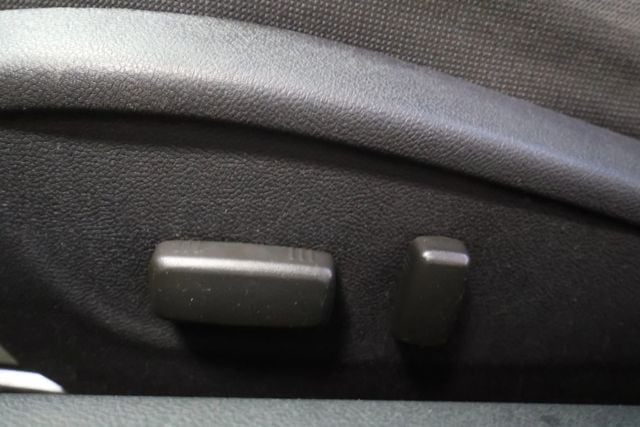 2013 Chevrolet Camaro 1SS, CLEAN CARFAX, AUTO TRANS, SPOILER, TINTED, BLUETOOTH!!! - 22926117 - 16