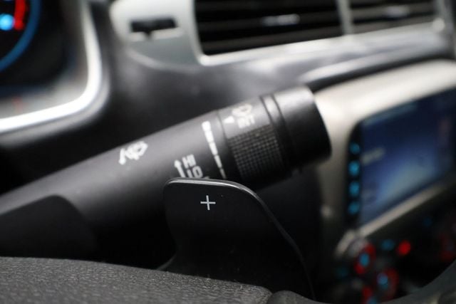 2013 Chevrolet Camaro 1SS, CLEAN CARFAX, AUTO TRANS, SPOILER, TINTED, BLUETOOTH!!! - 22926117 - 21