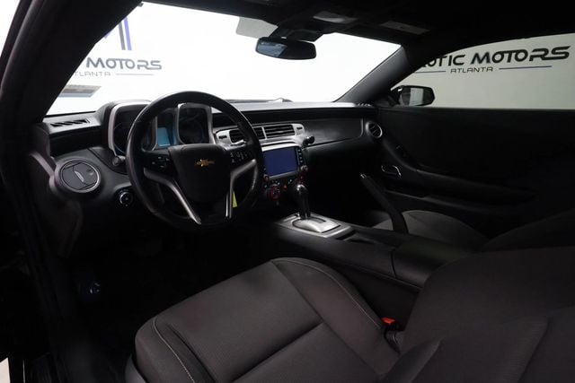 2013 Chevrolet Camaro 1SS, CLEAN CARFAX, AUTO TRANS, SPOILER, TINTED, BLUETOOTH!!! - 22926117 - 32