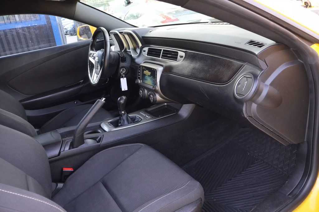 2013 Chevrolet Camaro 1SS photo 33