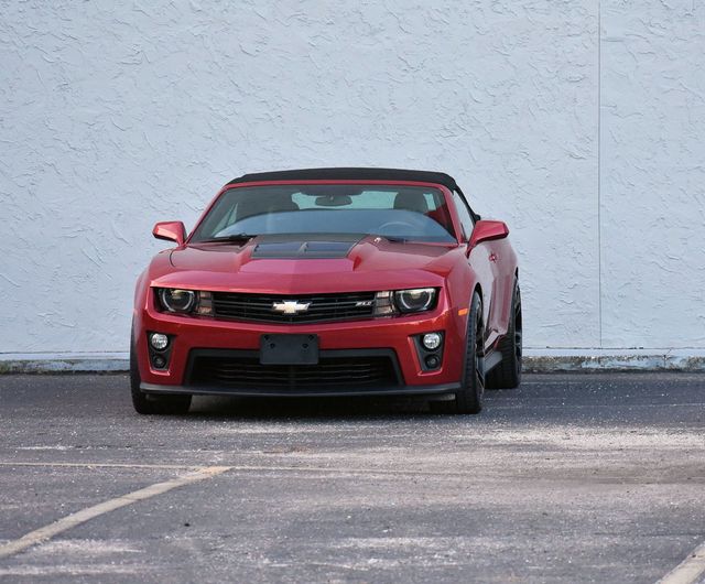 2013 Chevrolet Camaro 2 Door Convertible ZL1 W/Navigation - 23079706 - 26