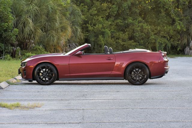 2013 Chevrolet Camaro 2 Door Convertible ZL1 W/Navigation - 23079706 - 2