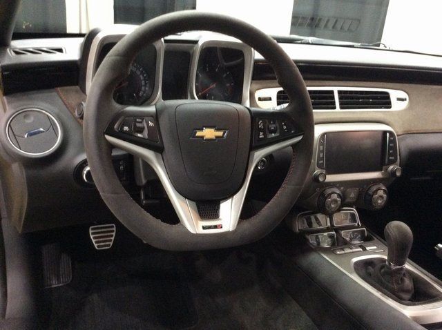 2013 Chevrolet Camaro 2dr Convertible ZL1 - 22947990 - 13