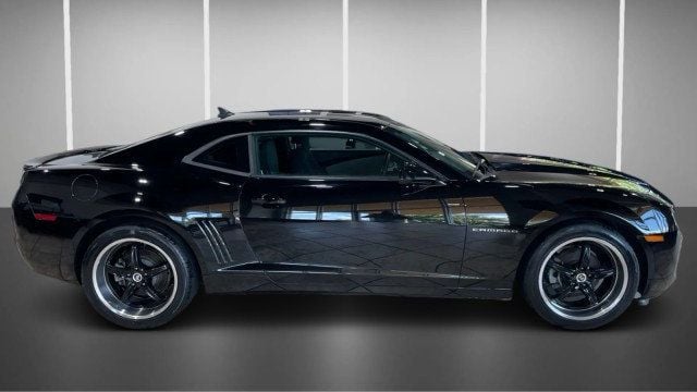 2013 Chevrolet Camaro 2dr Coupe LS w/1LS - 23037353 - 3