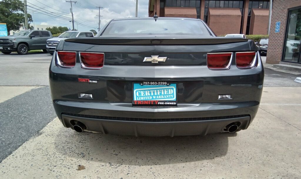 2013 Chevrolet Camaro Coupe photo 3