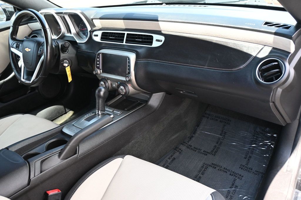 2013 Chevrolet Camaro 1LT photo 5