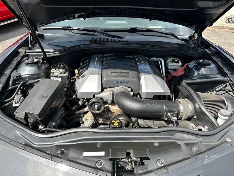 2013 Chevrolet Camaro 2SS photo 19