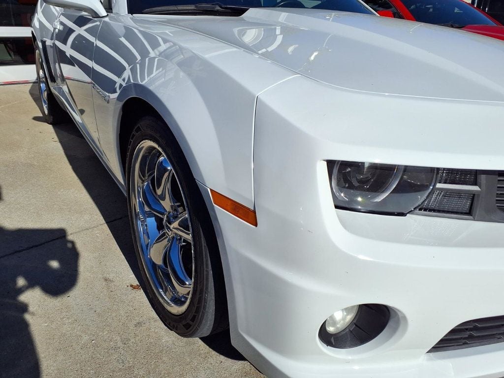 Chevrolet Camaro photo 19