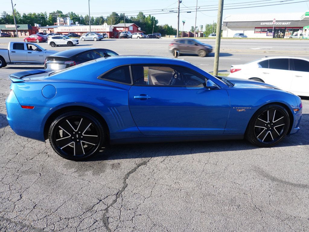 2013 Chevrolet Camaro 2dr Coupe SS w/2SS - 22420303 - 17
