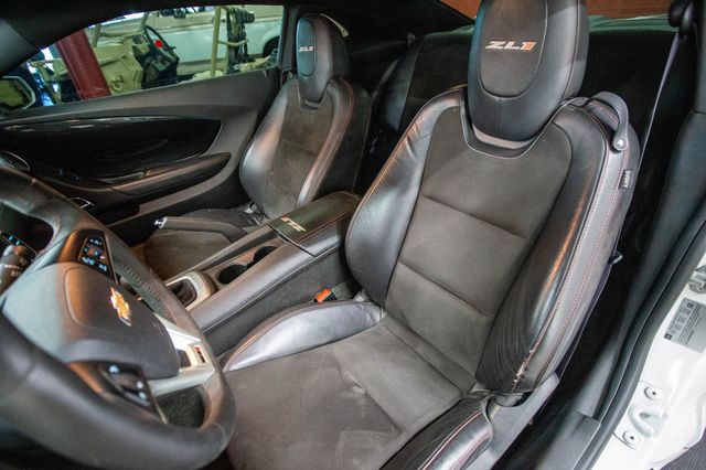 2013 Chevrolet Camaro 2dr Coupe ZL1 - 22947373 - 3