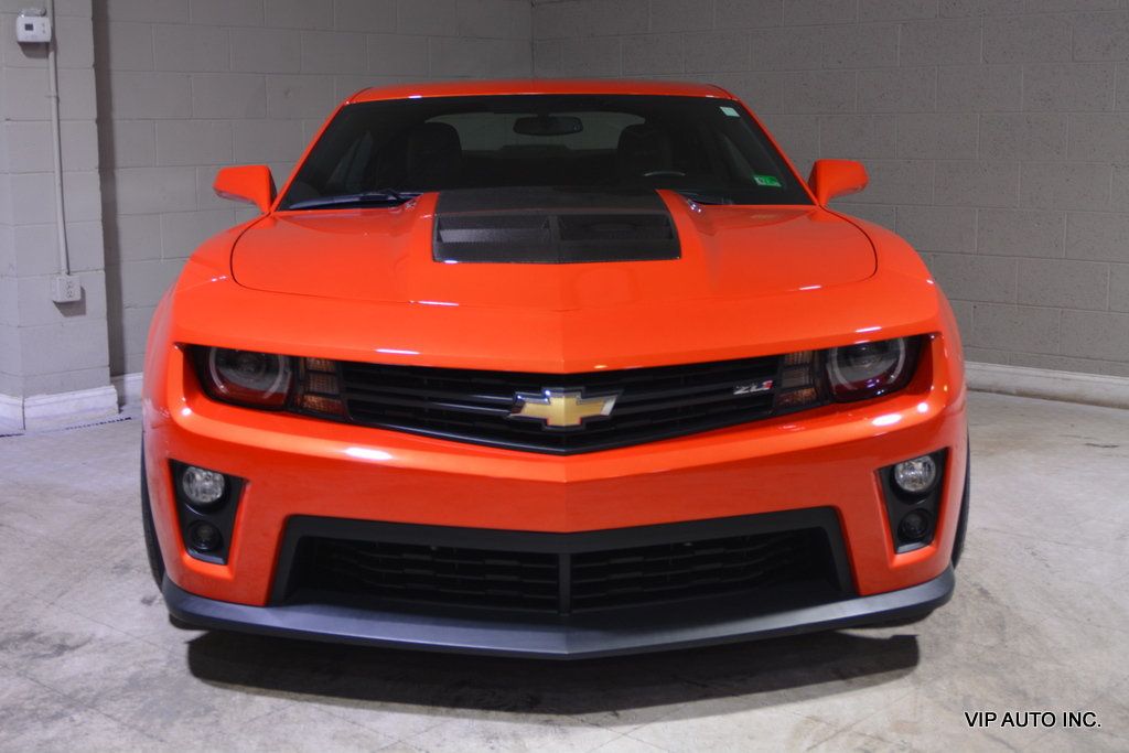 2013 Chevrolet Camaro 2dr Coupe ZL1 - 22916596 - 4
