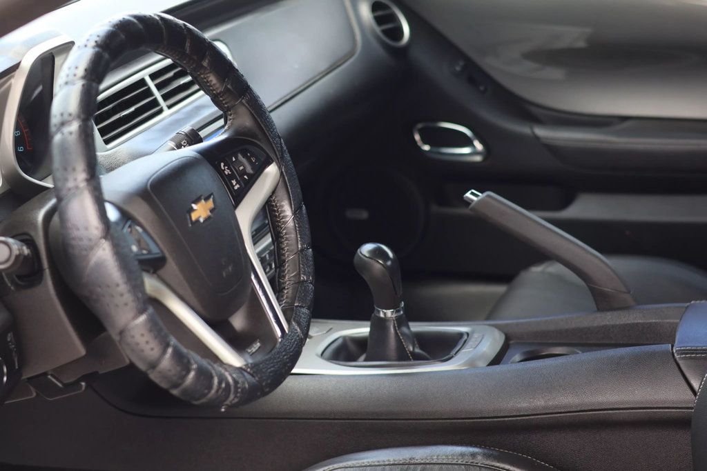 2013 Chevrolet Camaro 2 SS, MANUAL TRANS, SPOILER, BACKUP CAM, TOUCH SCREEN!!! - 22864007 - 16