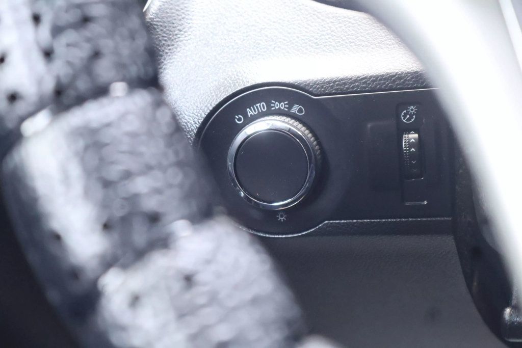 2013 Chevrolet Camaro 2 SS, MANUAL TRANS, SPOILER, BACKUP CAM, TOUCH SCREEN!!! - 22864007 - 27