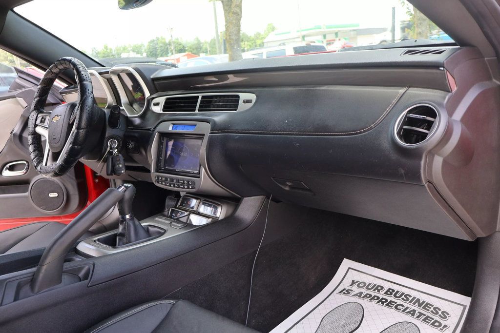 2013 Chevrolet Camaro 2 SS, MANUAL TRANS, SPOILER, BACKUP CAM, TOUCH SCREEN!!! - 22864007 - 39