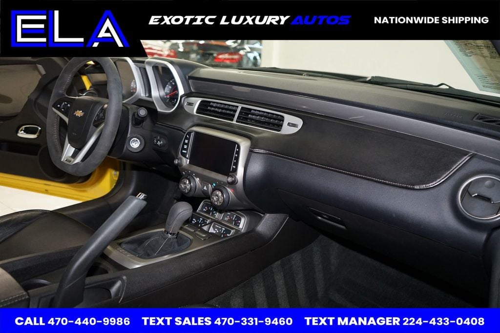 2013 Chevrolet Camaro 2SS NAVIGATION! SUNROOF! HEADS UP DISPLAY! 6 SPEED! LOADED ALL  - 22622527 - 35