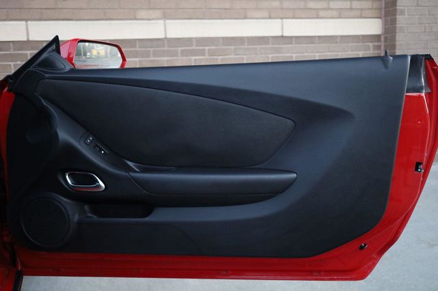 2013 Chevrolet Camaro LT - 23095859 - 19