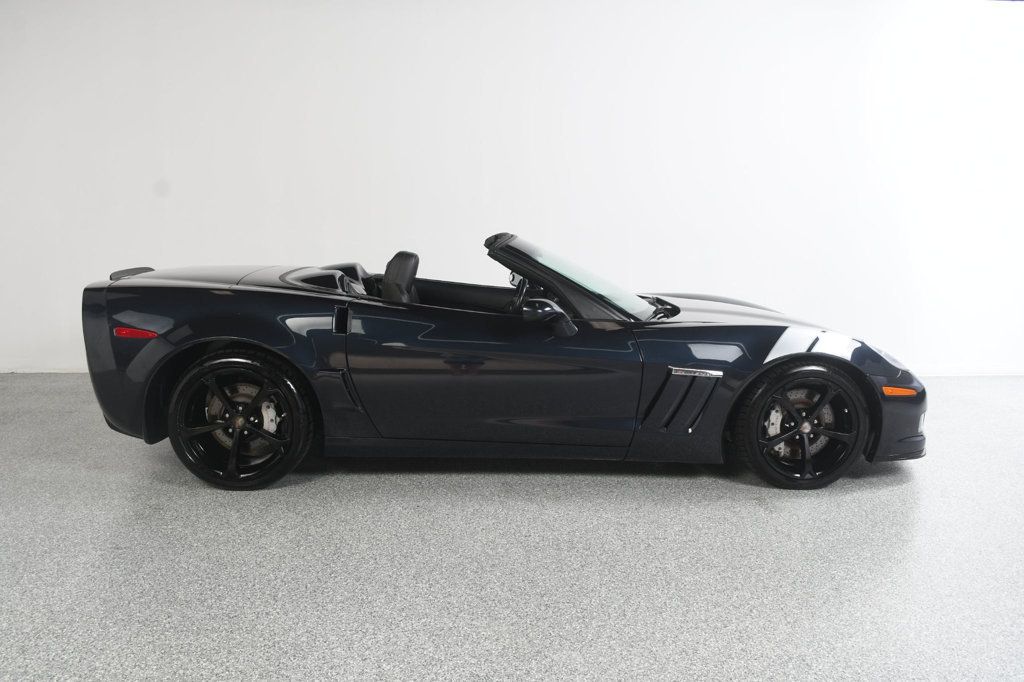 Chevrolet Corvette photo 17