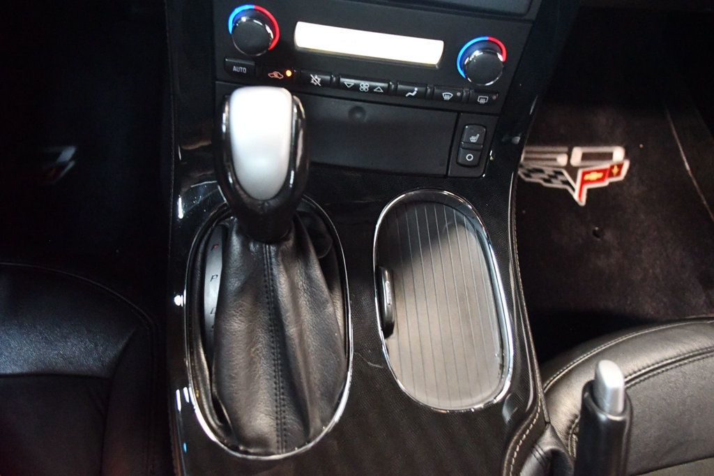 Chevrolet Corvette photo 59