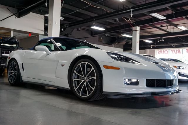 2013 Chevrolet Corvette *427 Convertible 1SC* *60th Anniversary Pkg* *Z06 Carbon Pkg* - 23056739 - 1
