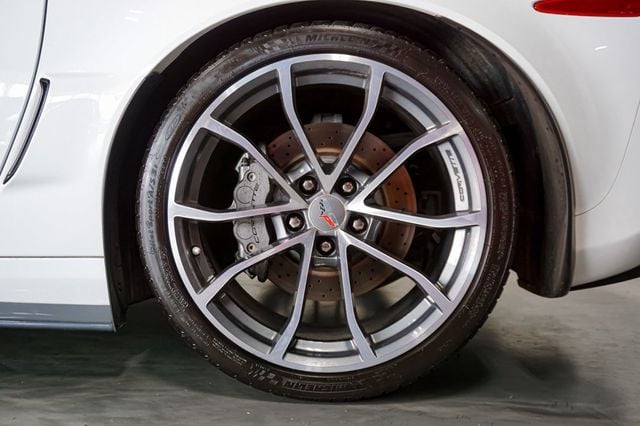 2013 Chevrolet Corvette *427 Convertible 1SC* *60th Anniversary Pkg* *Z06 Carbon Pkg* - 23056739 - 37