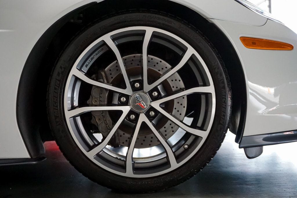 2013 Chevrolet Corvette *427 Convertible 1SC* *60th Anniversary Pkg* *Z06 Carbon Pkg* - 23056739 - 38