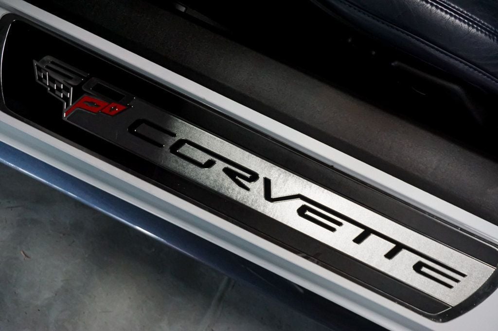 2013 Chevrolet Corvette *427 Convertible 1SC* *60th Anniversary Pkg* *Z06 Carbon Pkg* - 23056739 - 83