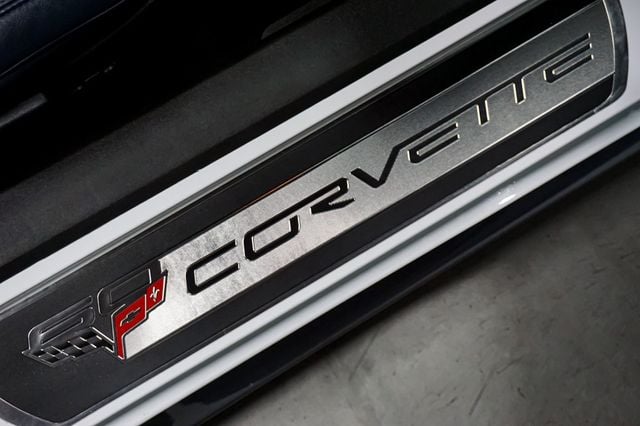 2013 Chevrolet Corvette *427 Convertible 1SC* *60th Anniversary Pkg* *Z06 Carbon Pkg* - 23056739 - 84