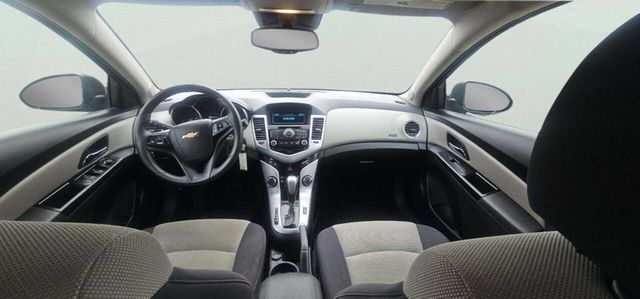 2013 Chevrolet CRUZE 4dr Sedan Automatic LS - 22994643 - 7