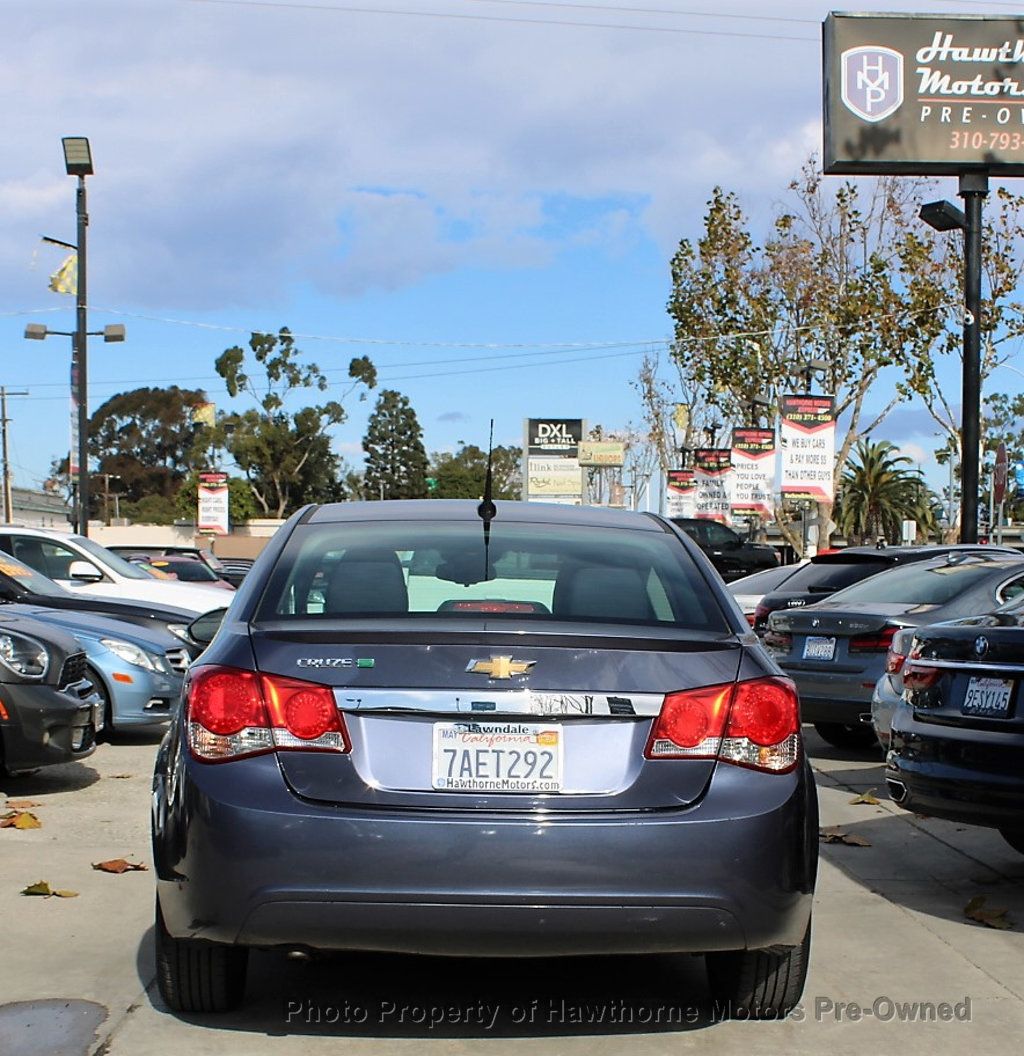 2013 Chevrolet CRUZE 4dr Sedan Manual ECO - 22674304 - 3