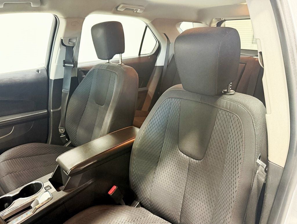 2013 Chevrolet Equinox FWD 4dr LS - 22931553 - 19