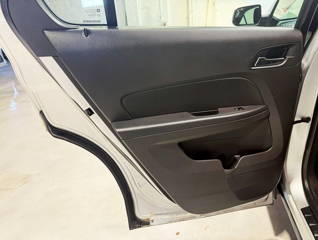 2013 Chevrolet Equinox FWD 4dr LS - 22931553 - 25