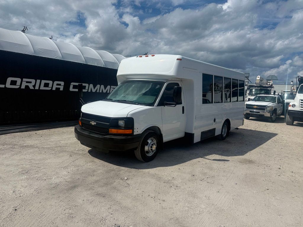 2013 Chevrolet Express 14 Passenger Shuttle Bus 3500 Van 159 - 23017168 | Video 1