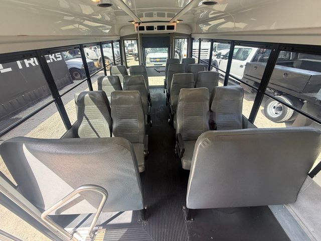 2013 Chevrolet Express 14 Passenger Shuttle Bus 3500 Van 159 - 23017168 - 5