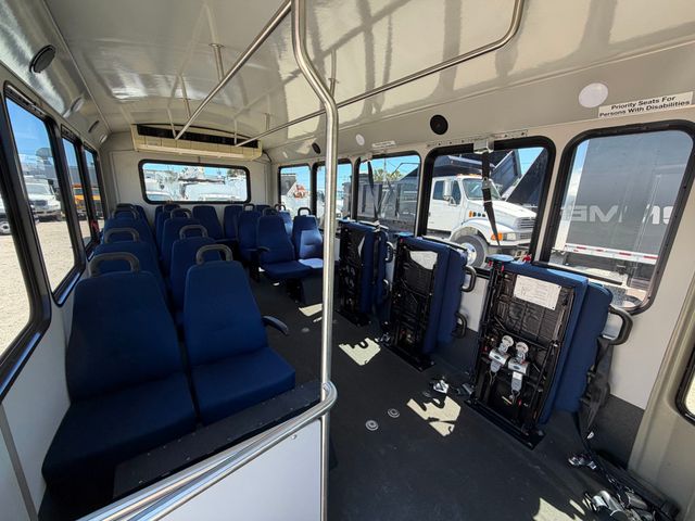 2013 Chevrolet Express 23 Passenger Shuttle Bus 4500 Van 159 - 23018740 - 9