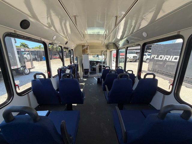 2013 Chevrolet Express 23 Passenger Shuttle Bus 4500 Van 159 - 23018740 - 10