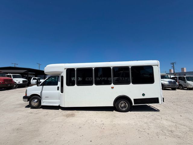 2013 Chevrolet Express 23 Passenger Shuttle Bus 4500 Van 159 - 23018740 - 1