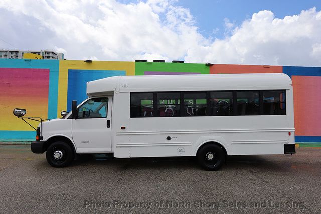 2013 Chevrolet Express 4500 Type-A School Bus 29/19 capacity - 22591583 - 13