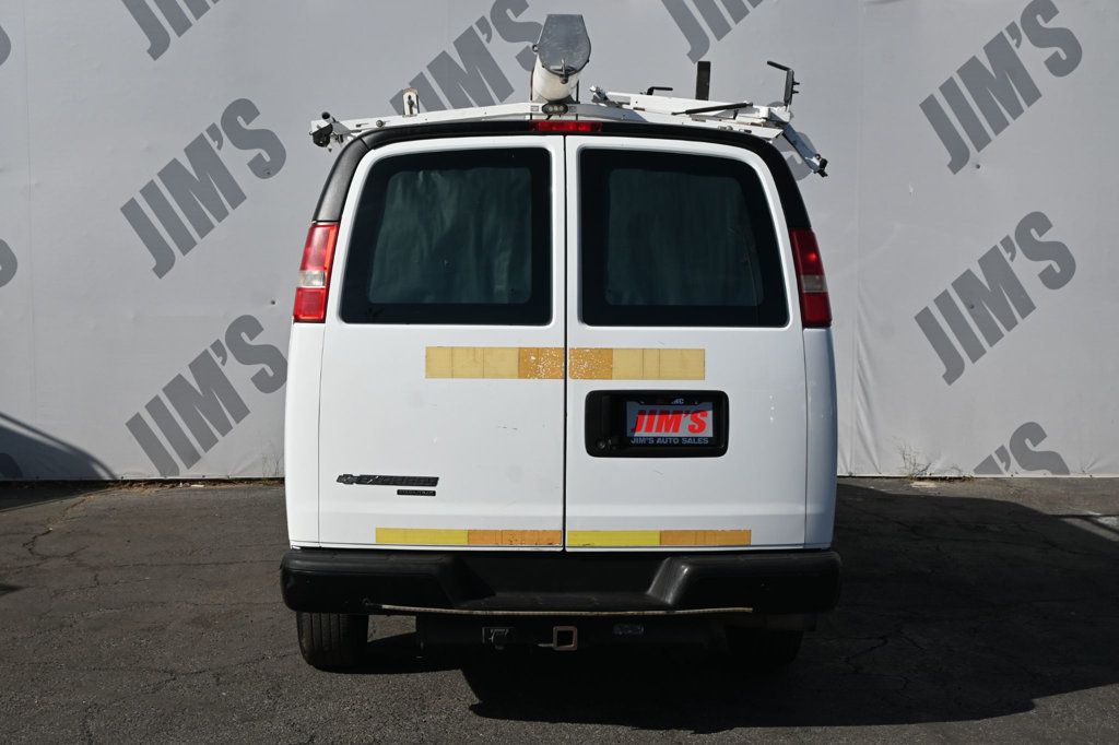 Chevrolet Express photo 4