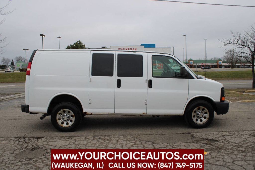 2013 Chevrolet Express Cargo Van AWD 1500 135" - 22705244 - 3