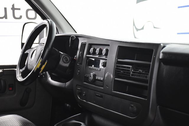 2013 Chevrolet Express Cargo Van RWD 1500 135" - 23083987 - 13
