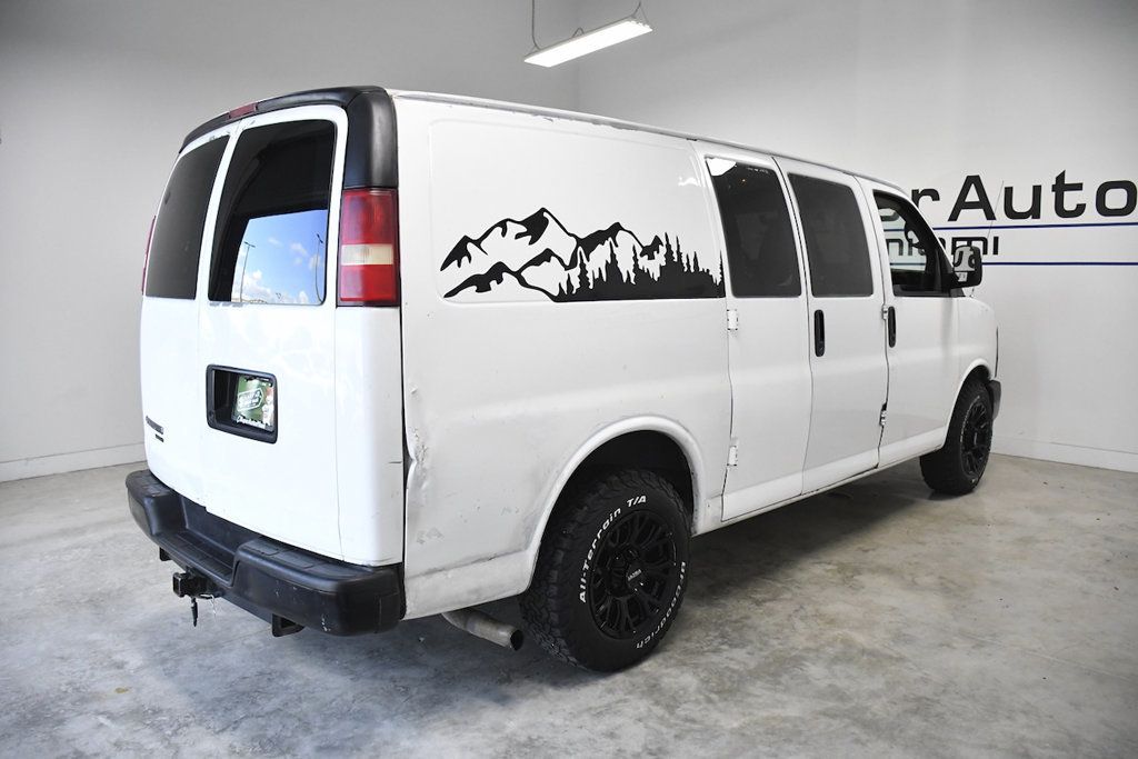 2013 Chevrolet Express Cargo Van RWD 1500 135" - 23083987 - 3