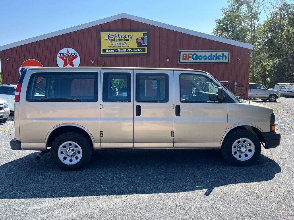 2013 Chevrolet Express Cargo Van RWD 1500 135" - 22572737 - 1