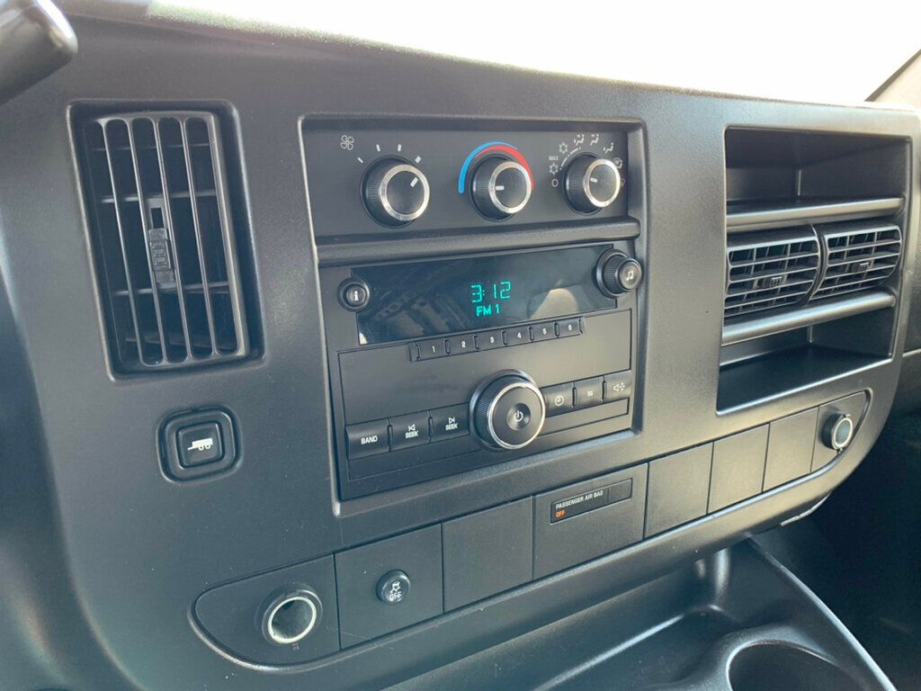 2013 Chevrolet Express Cargo Van photo 28