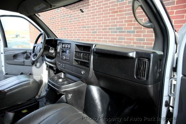 2013 Chevrolet Express Cargo Van RWD 2500 135" - 22662822 - 25