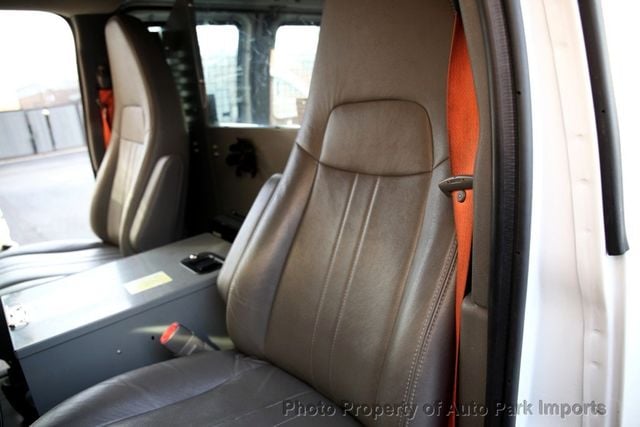 2013 Chevrolet Express Cargo Van RWD 2500 135" - 22981580 - 24