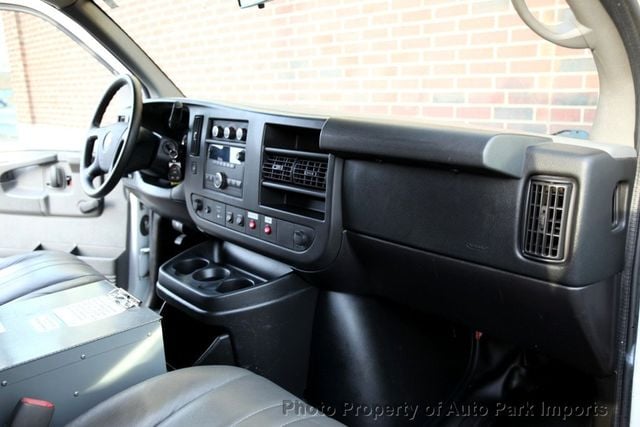 2013 Chevrolet Express Cargo Van RWD 2500 135" - 22981580 - 27